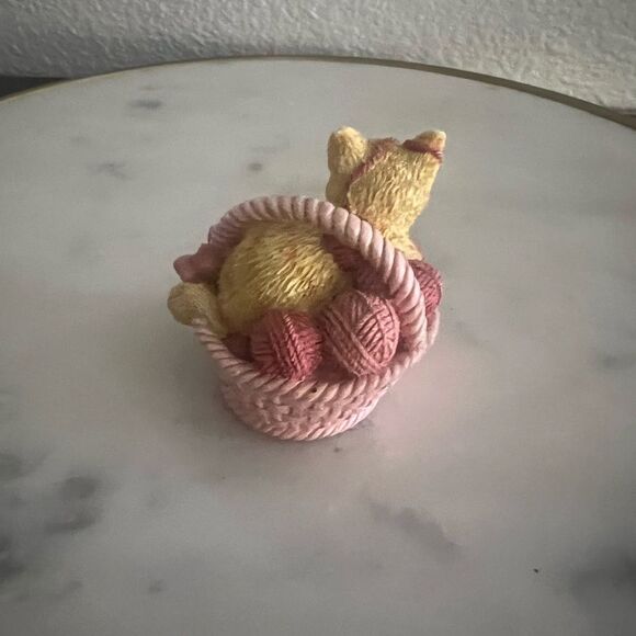 Vintage Calico kittens Priscilla Hillman 1997 Russ & Bernie Co. Kitty with Yarn - Picture 9 of 11